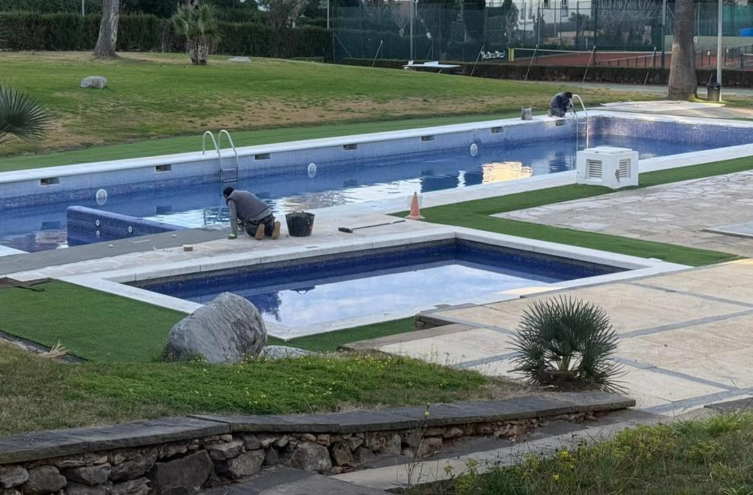 Obres Piscina CEVallpineda.